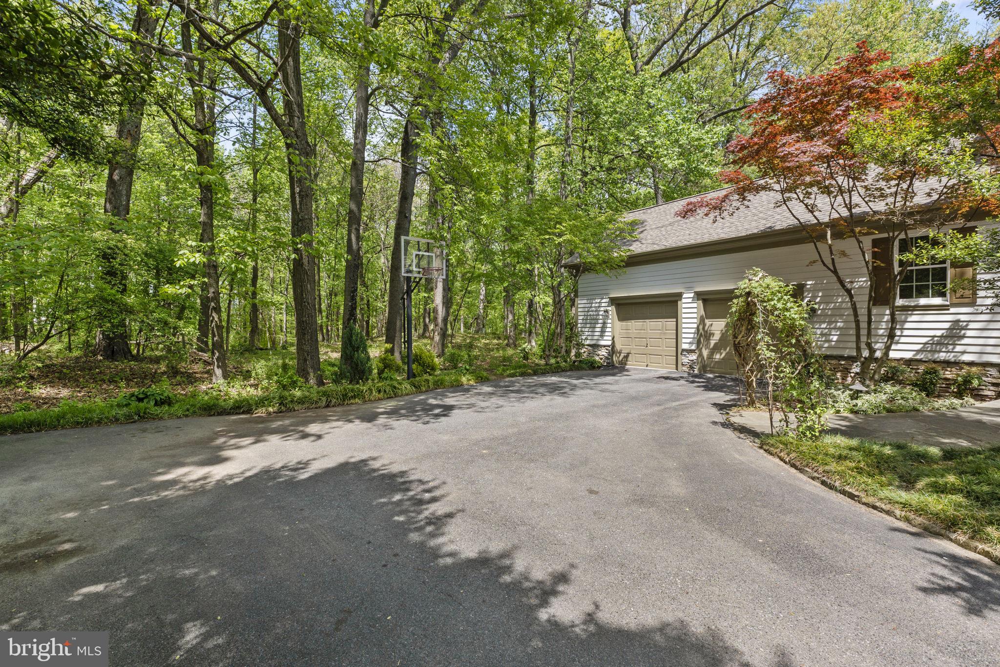 10316 Princeton Cir