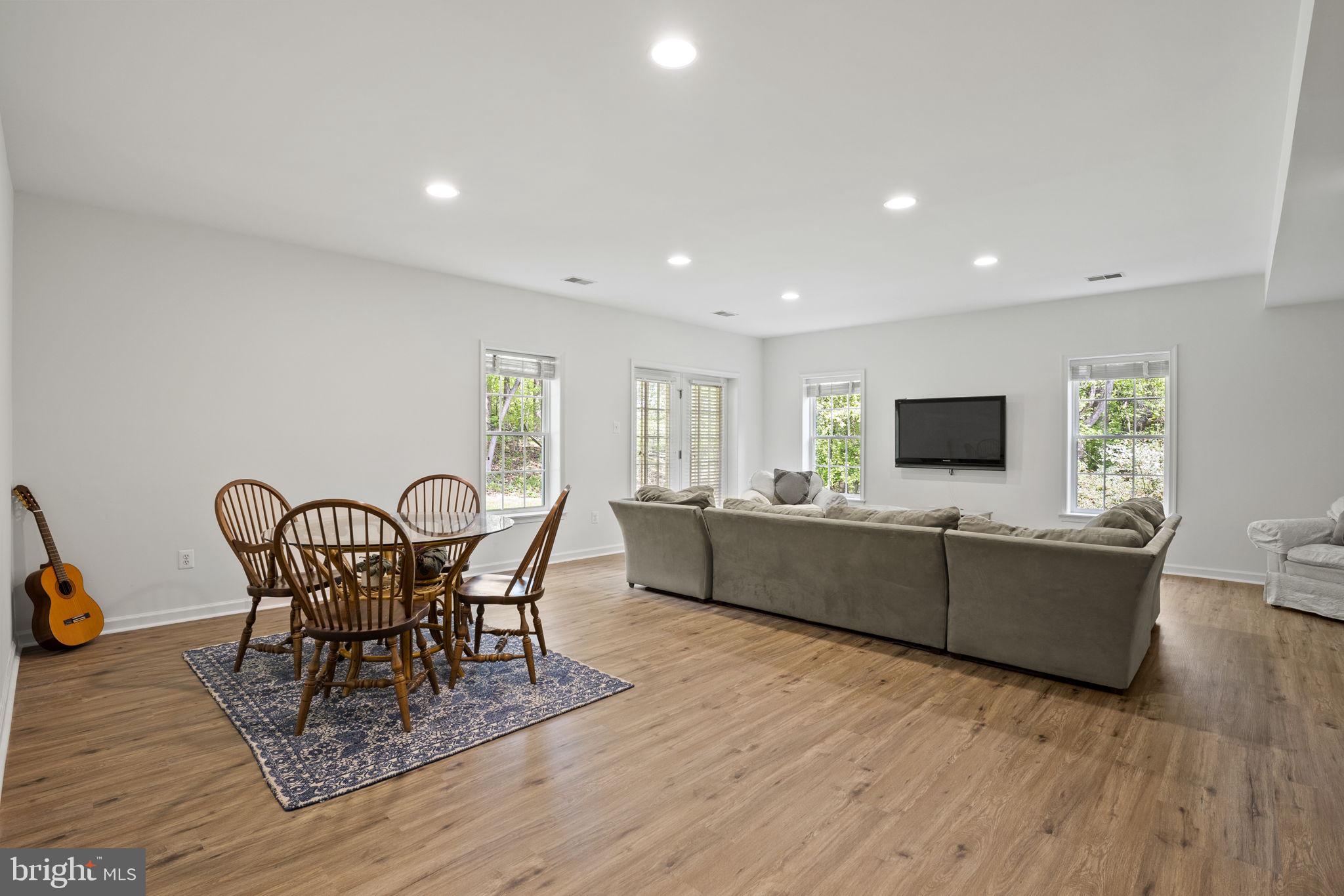 10316 Princeton Cir