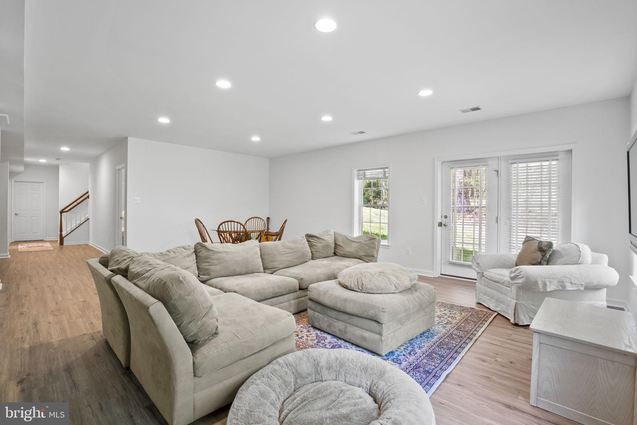 10316 Princeton Cir