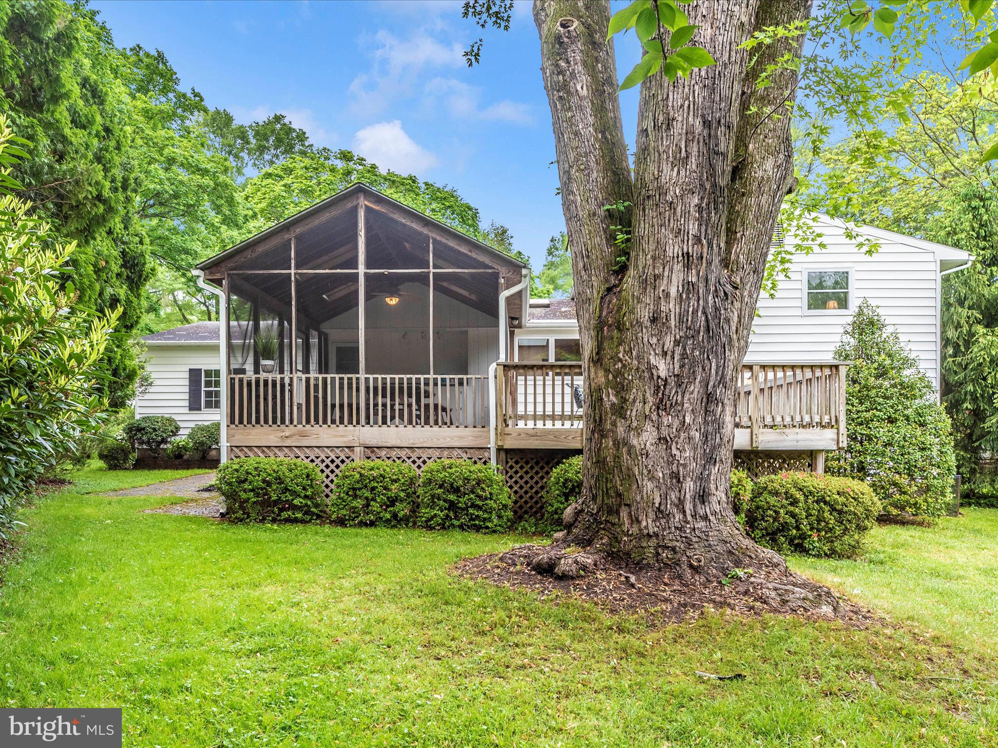 2918 Greenlow Ct