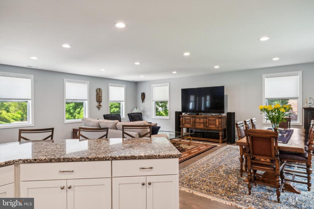 3959 Old Columbia Pike