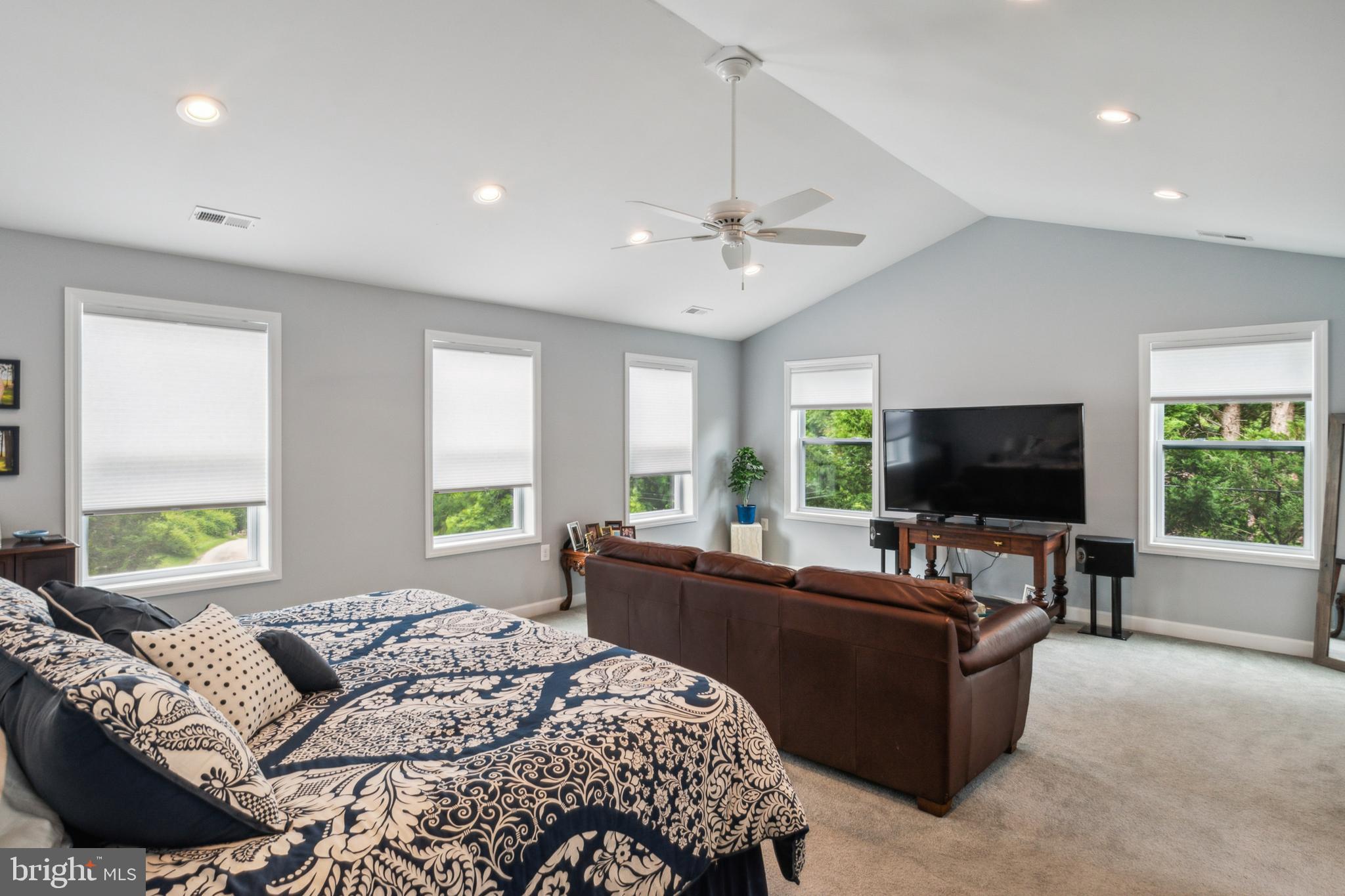 3959 Old Columbia Pike