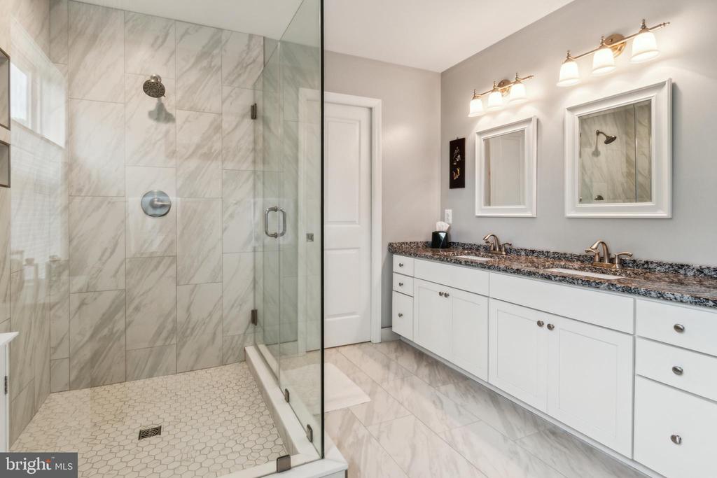 3959 Old Columbia Pike