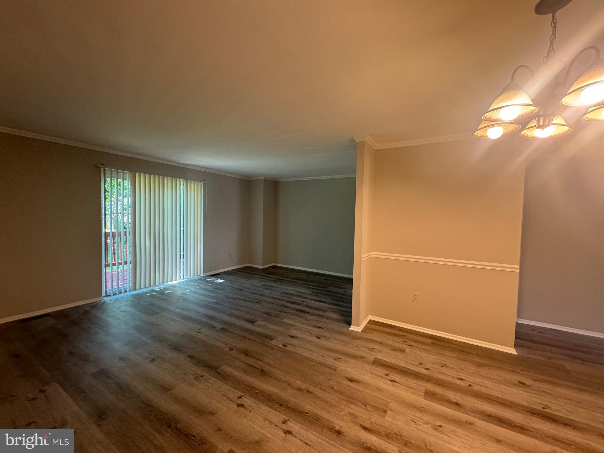 9728 SUMMER PARK COURT