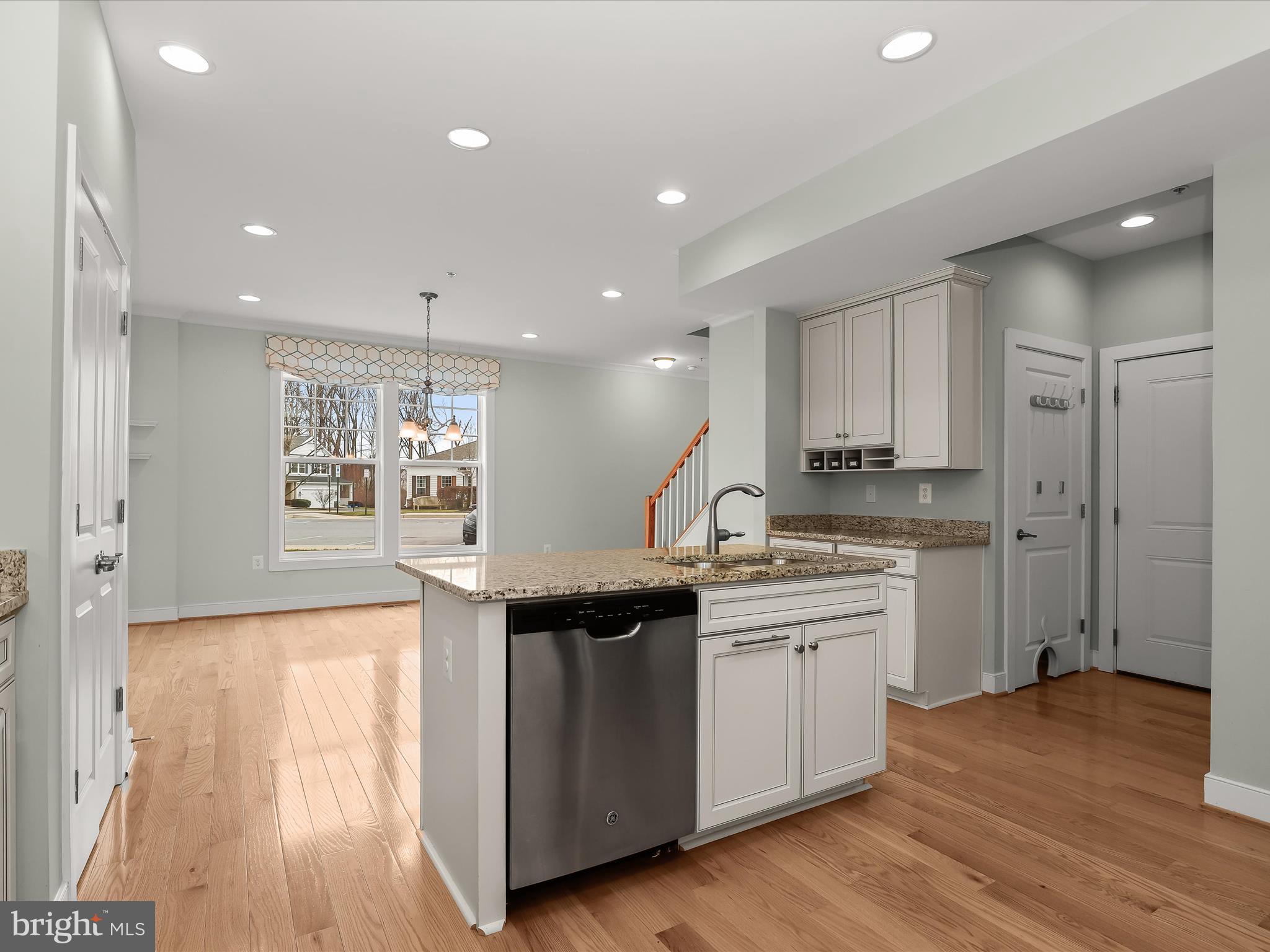 9902 SIMPLICITY COURT