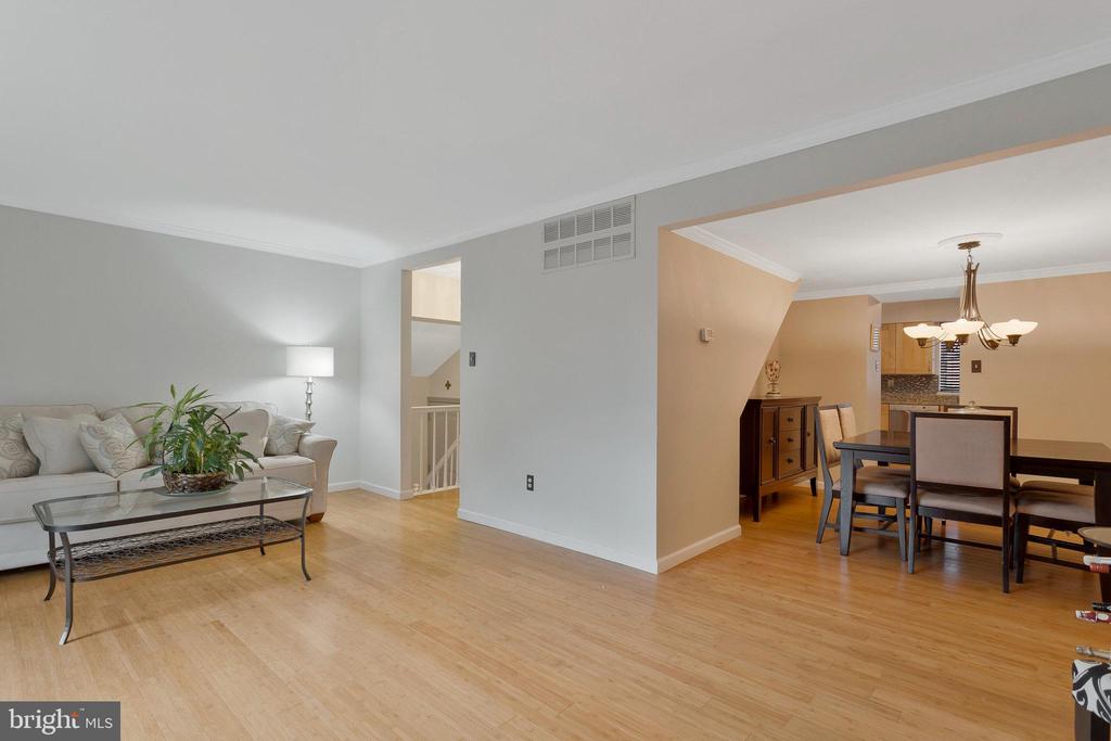 10641 High Beam Ct
