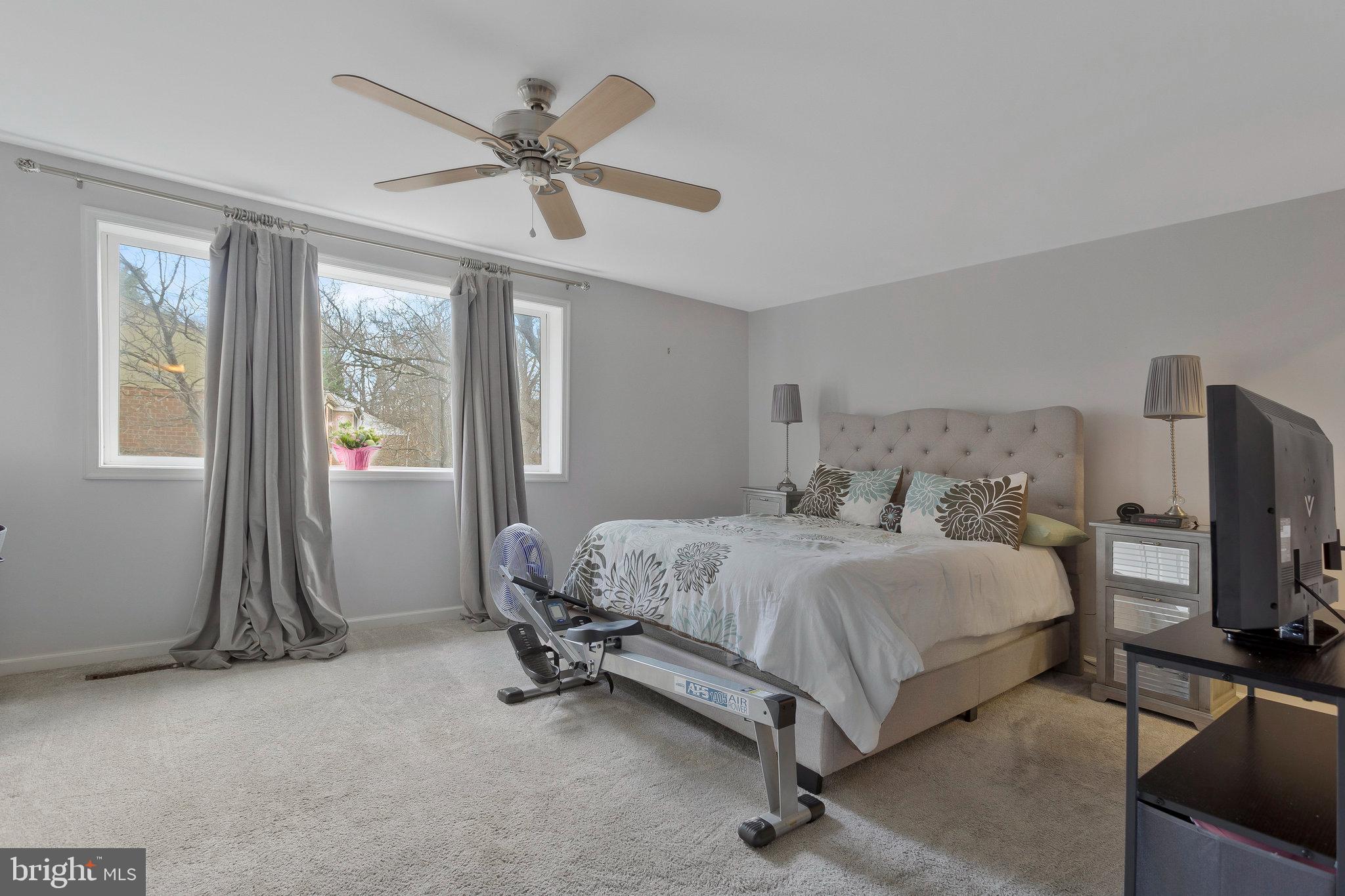 10641 High Beam Ct