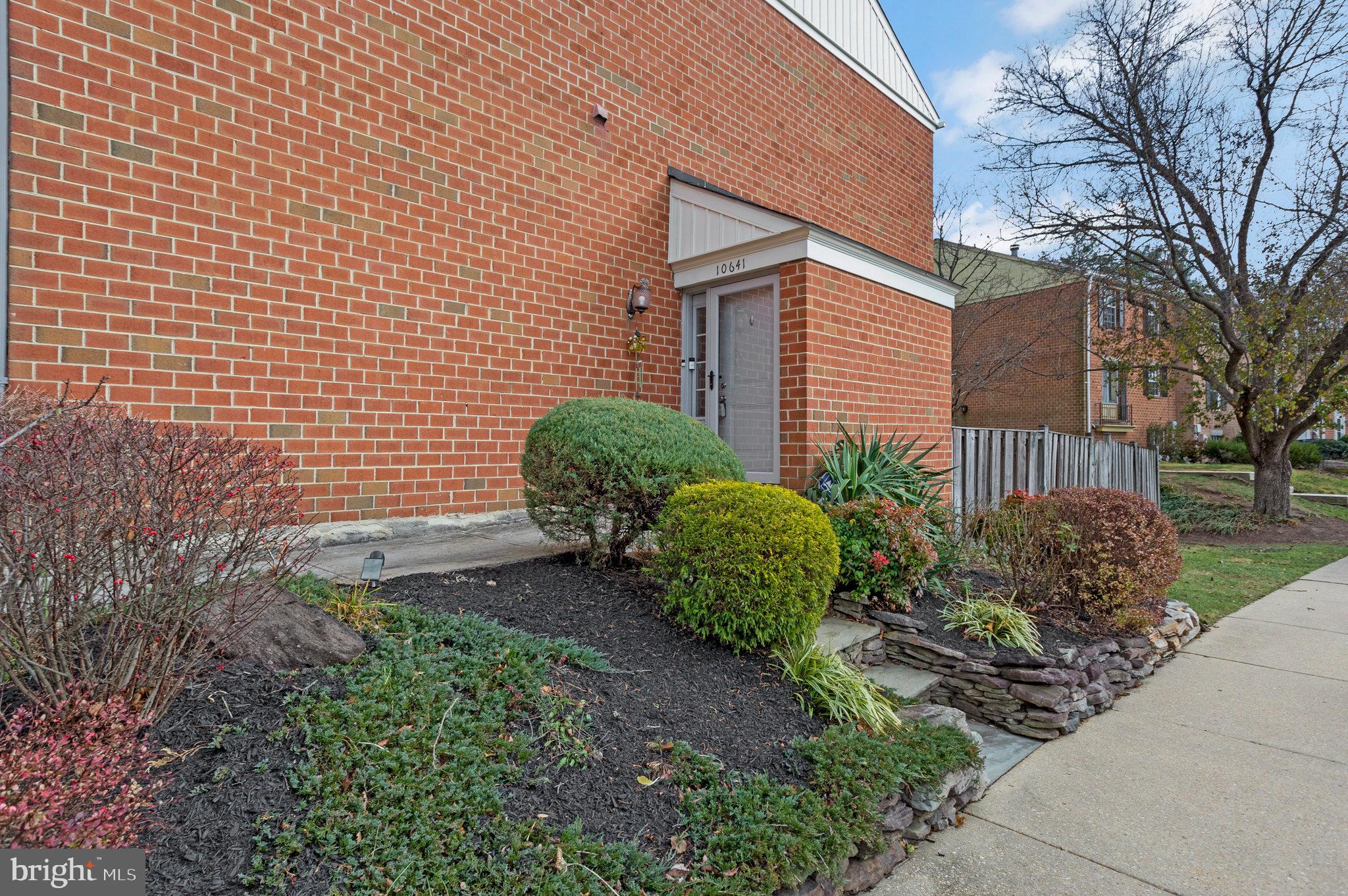 10641 High Beam Ct