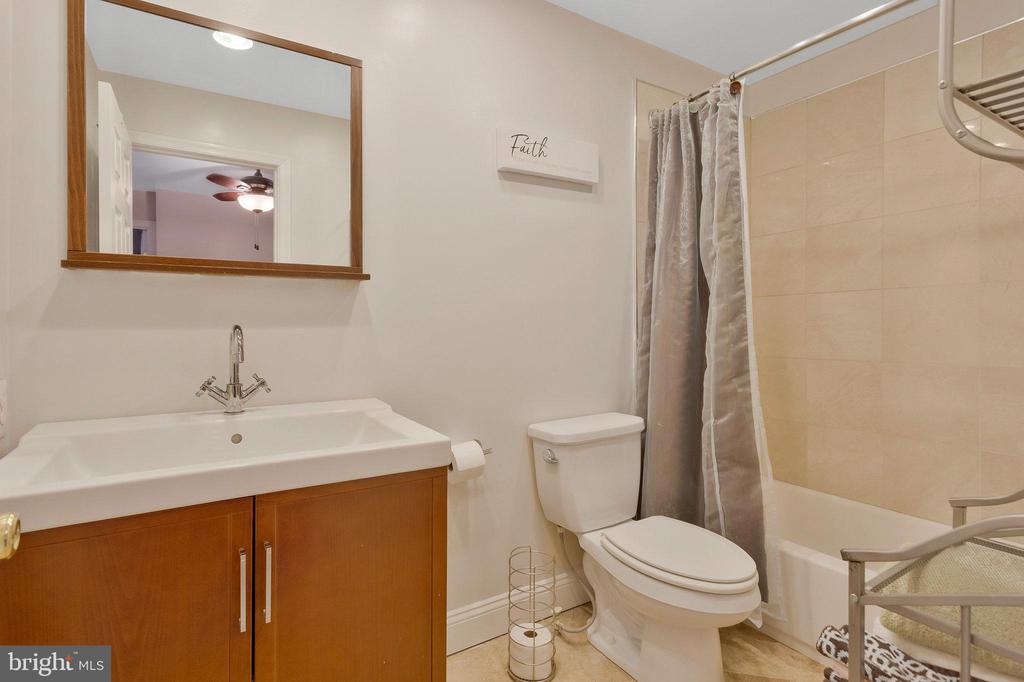 10641 High Beam Ct