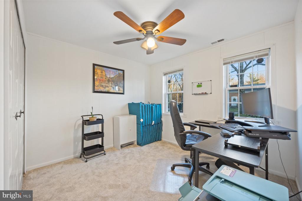 5642 LIGHTSPUN LANE