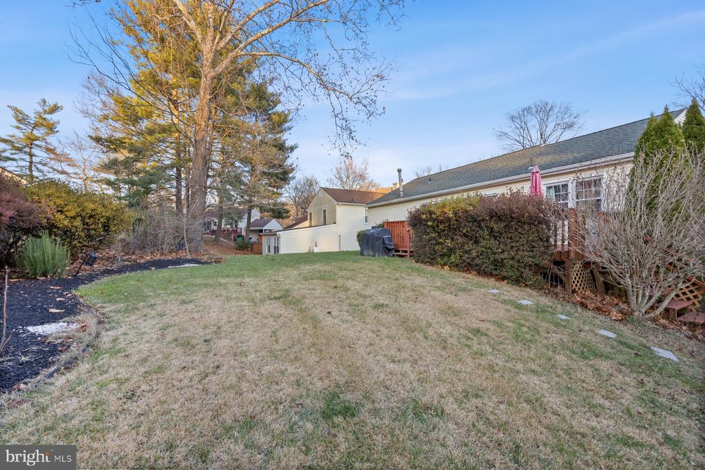 5642 LIGHTSPUN LANE