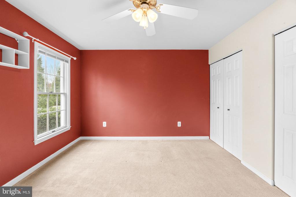 17425 Nursery Ct