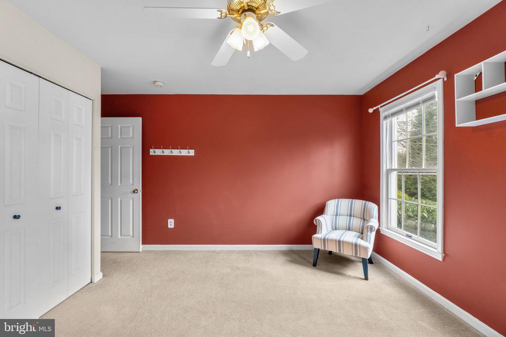 17425 Nursery Ct