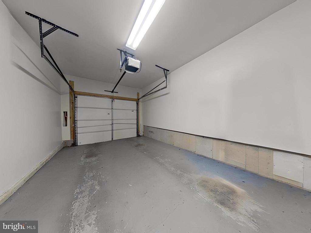 7684 MAPLE LAWN BLVD #43,HOWARD Unit: 1
