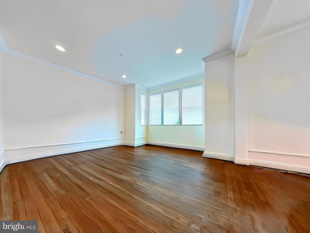7684 MAPLE LAWN BLVD #43,HOWARD Unit: 1