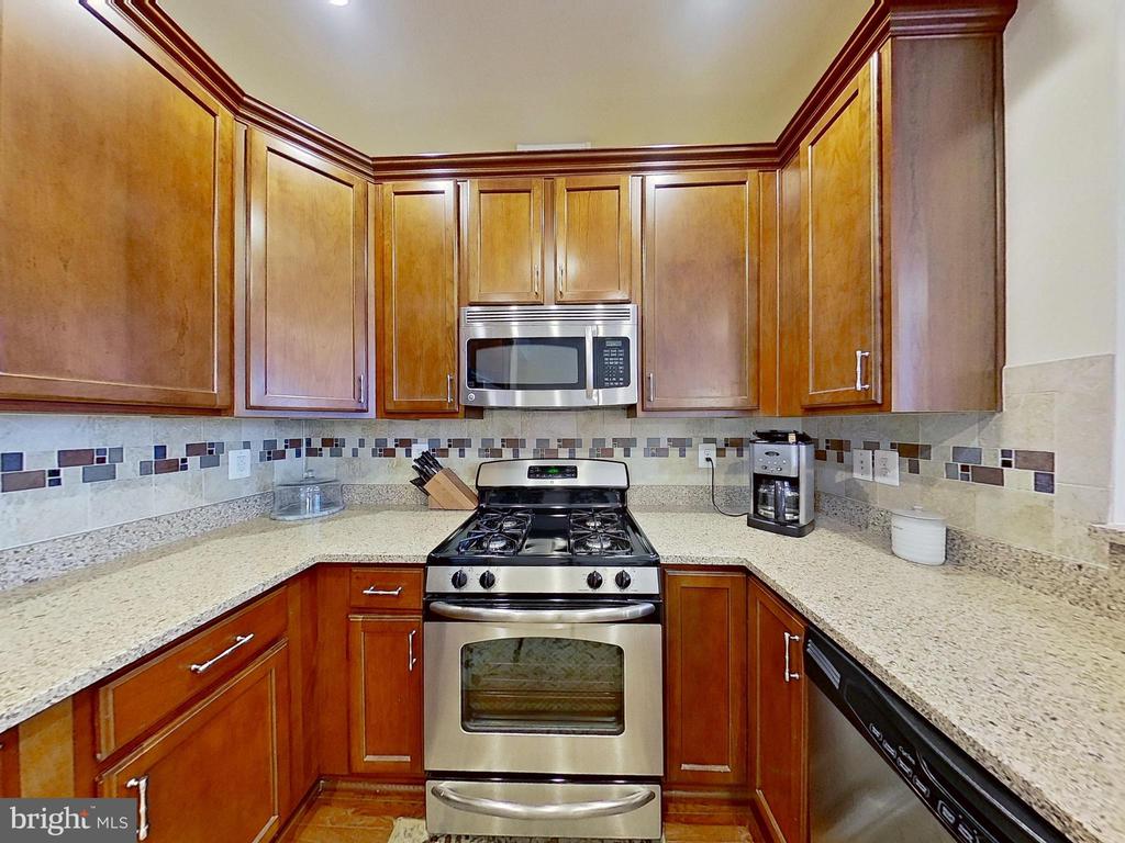 7684 MAPLE LAWN BLVD #43,HOWARD Unit: 1