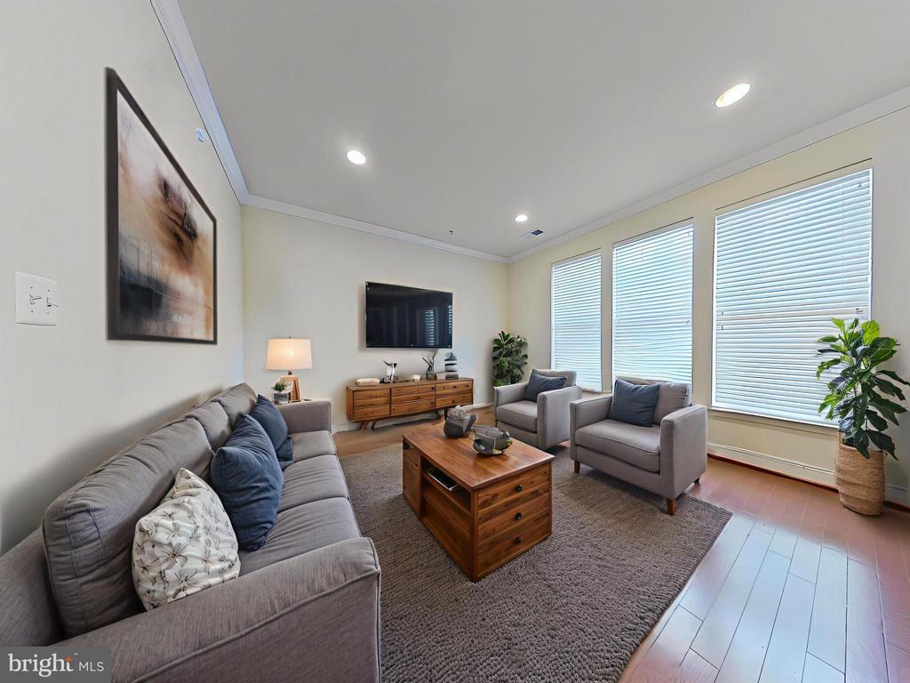 7684 MAPLE LAWN BLVD #43,HOWARD Unit: 1
