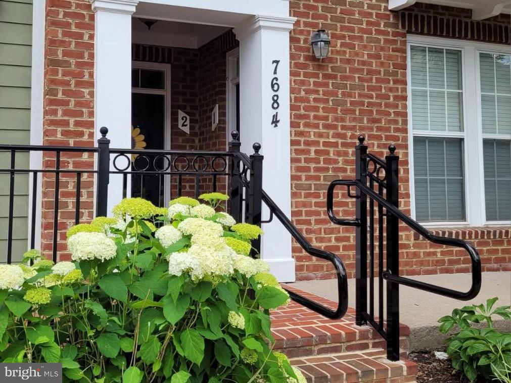 7684 MAPLE LAWN BLVD #43,HOWARD Unit: 1