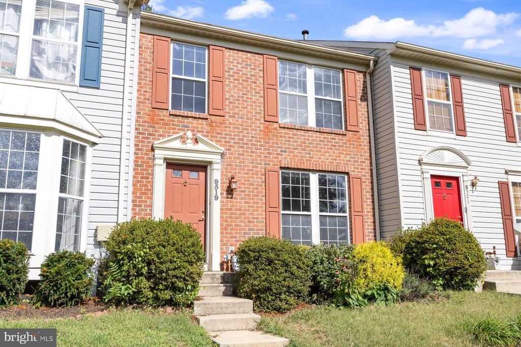 9519 OAKHURST 1
