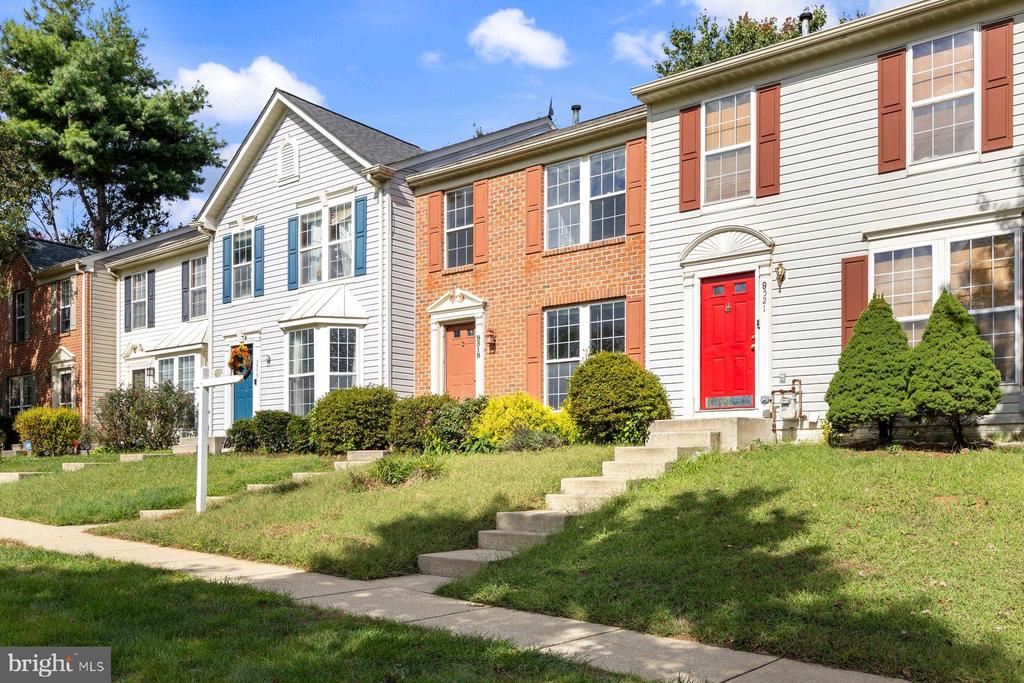 9519 OAKHURST 1