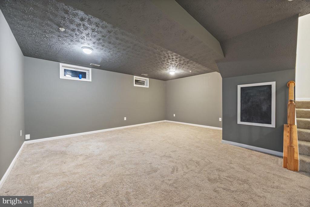 9519 OAKHURST 1