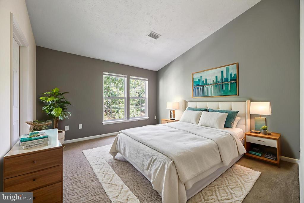 9519 OAKHURST 1