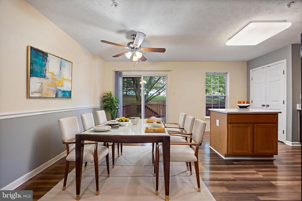 9519 OAKHURST 1