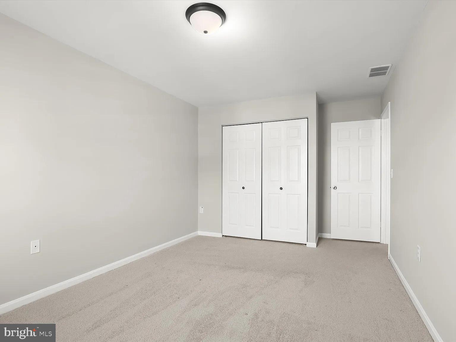 9075 N LAUREL ROAD G