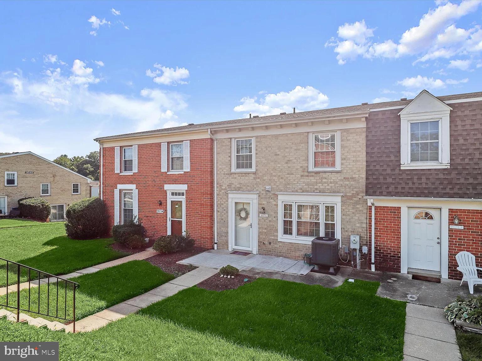 9075 N LAUREL ROAD G