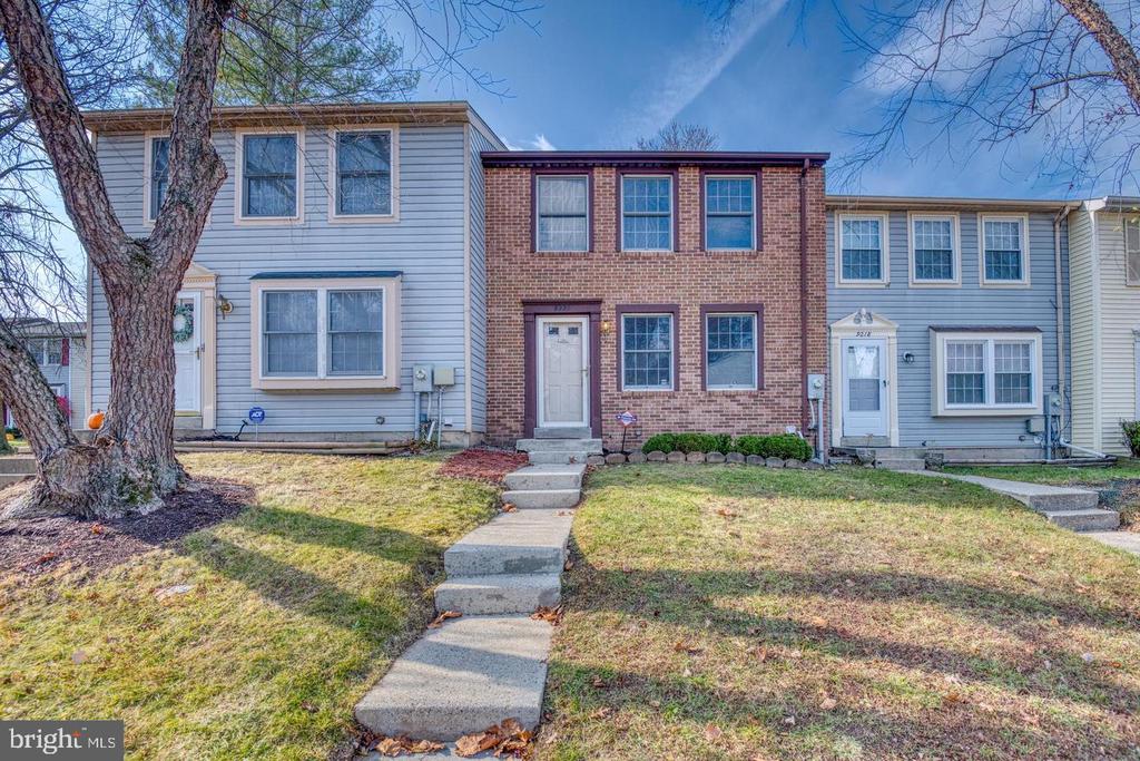 9220 PINENUT COURT