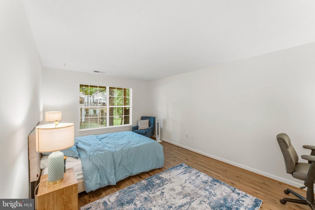 4920 DORSEY HALL DRIVE Unit: 6