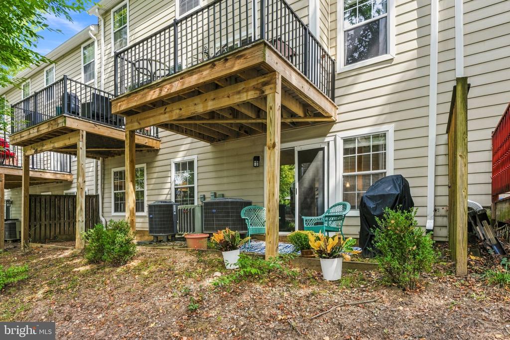 4920 DORSEY HALL DRIVE Unit: 6