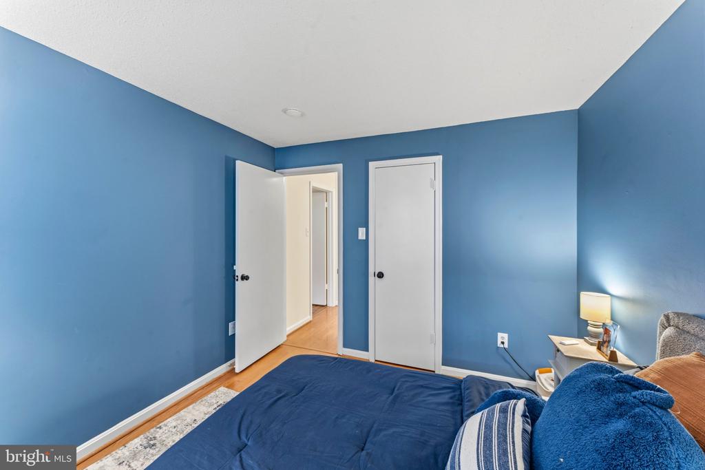 4920 DORSEY HALL DRIVE Unit: 6