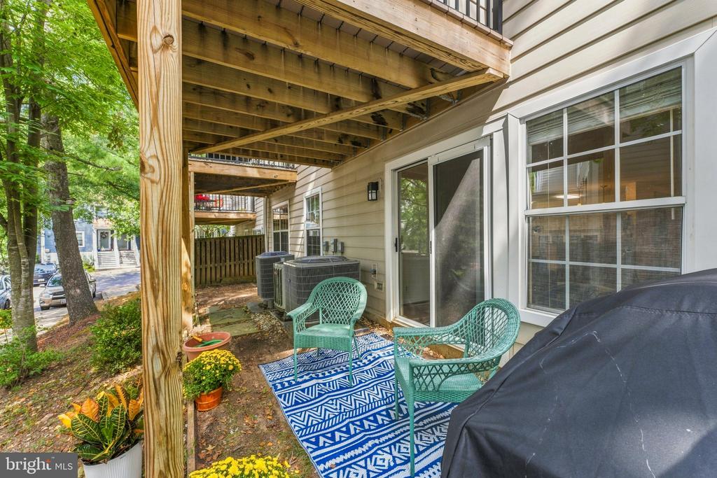 4920 DORSEY HALL DRIVE Unit: 6
