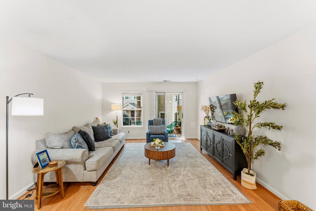 4920 DORSEY HALL DRIVE Unit: 6