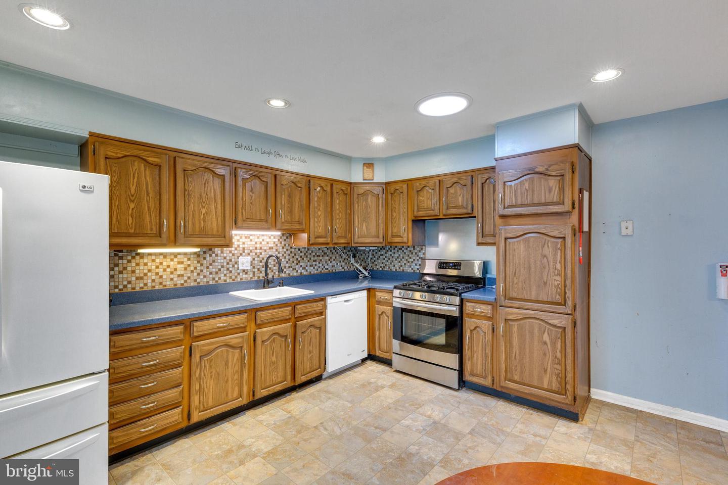 14117 Chelmsford ROAD