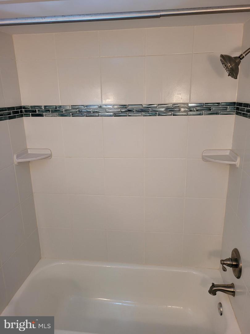 5109 Crossfield COURT Unit: 11