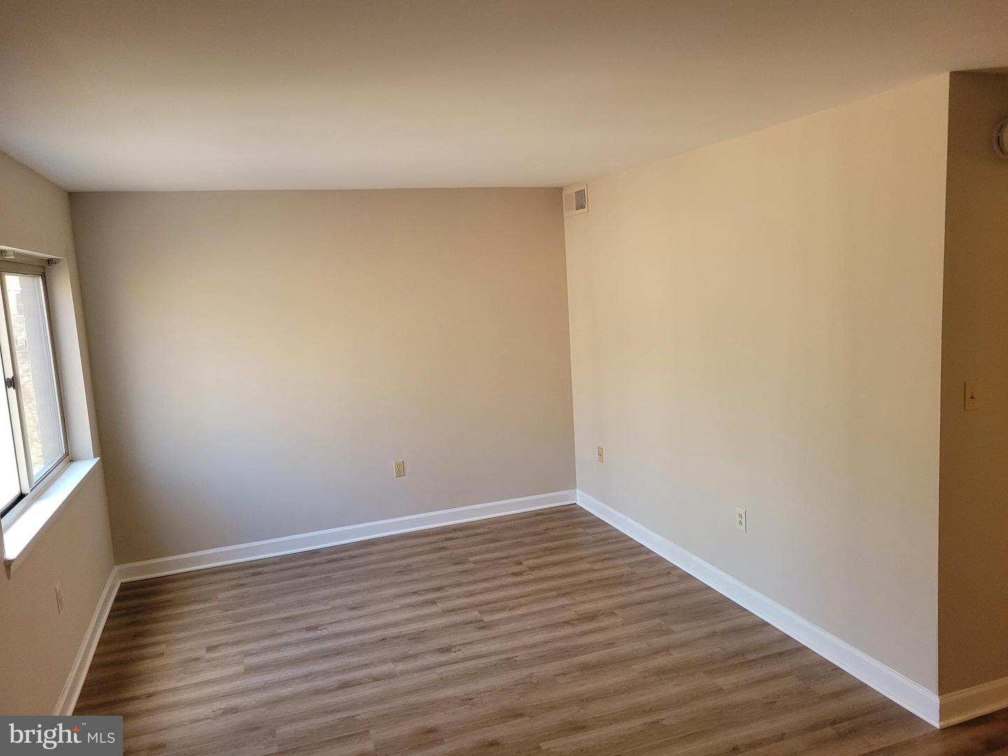 5109 Crossfield COURT Unit: 11