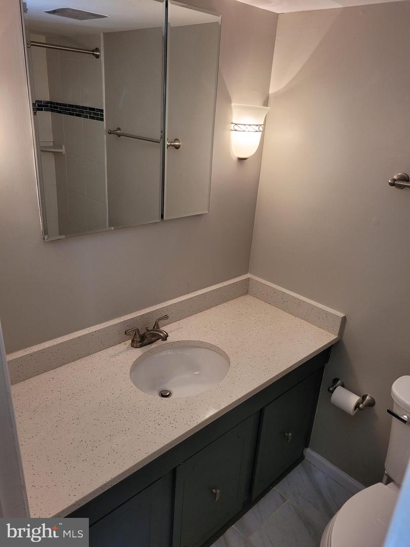 5109 Crossfield COURT Unit: 11