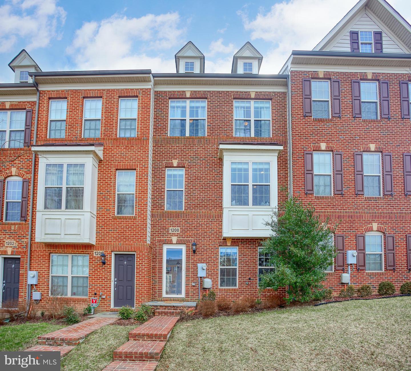 1208 Poplar Run DRIVE