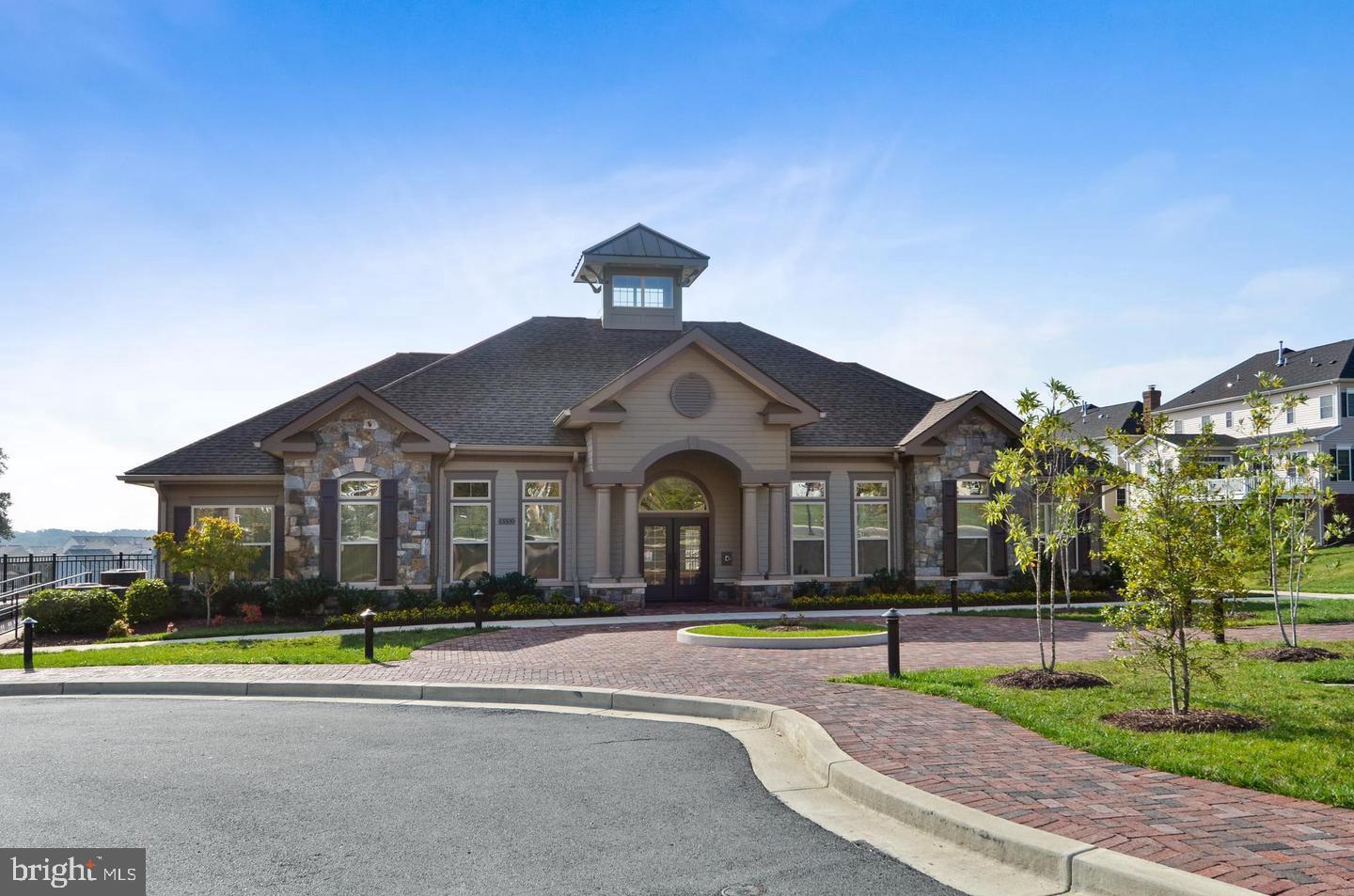 1208 Poplar Run DRIVE