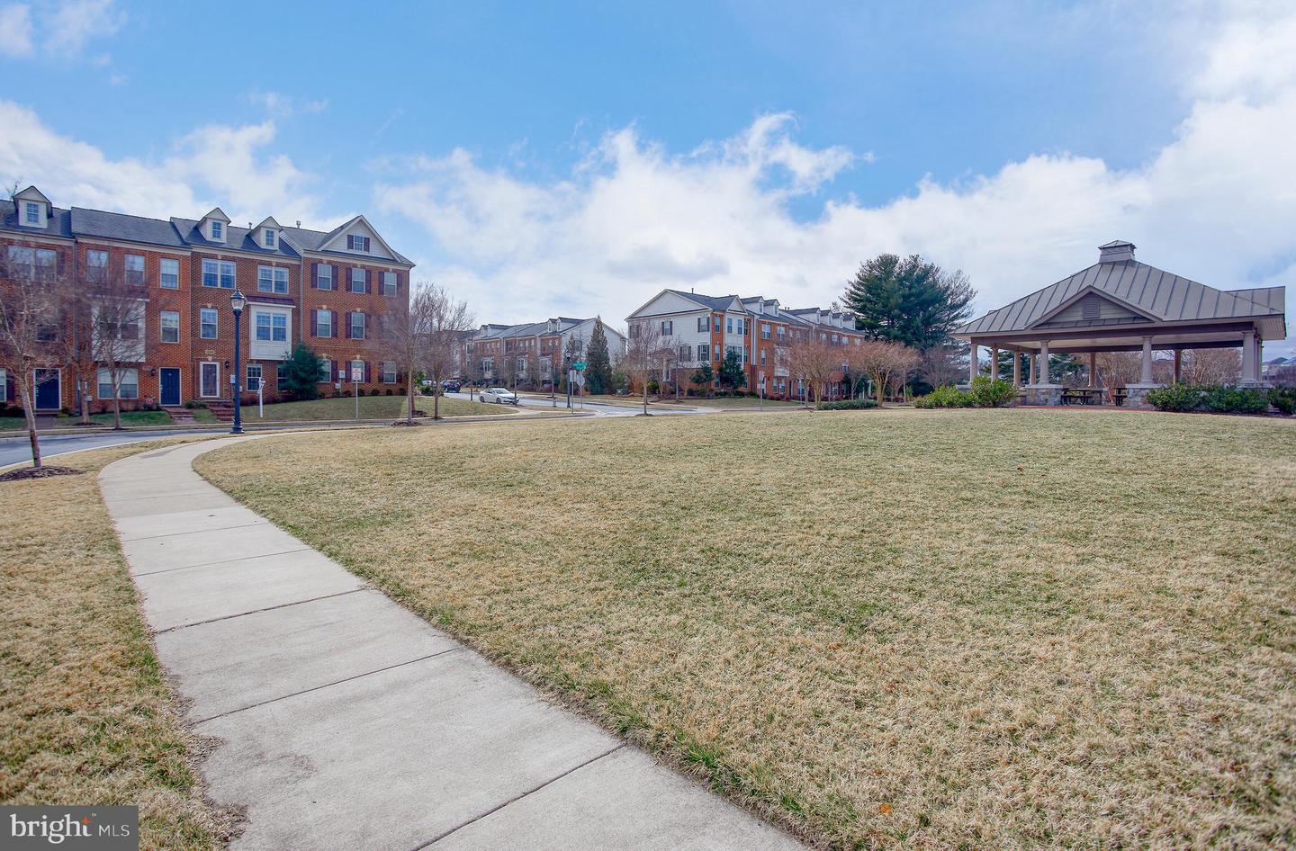 1208 Poplar Run DRIVE