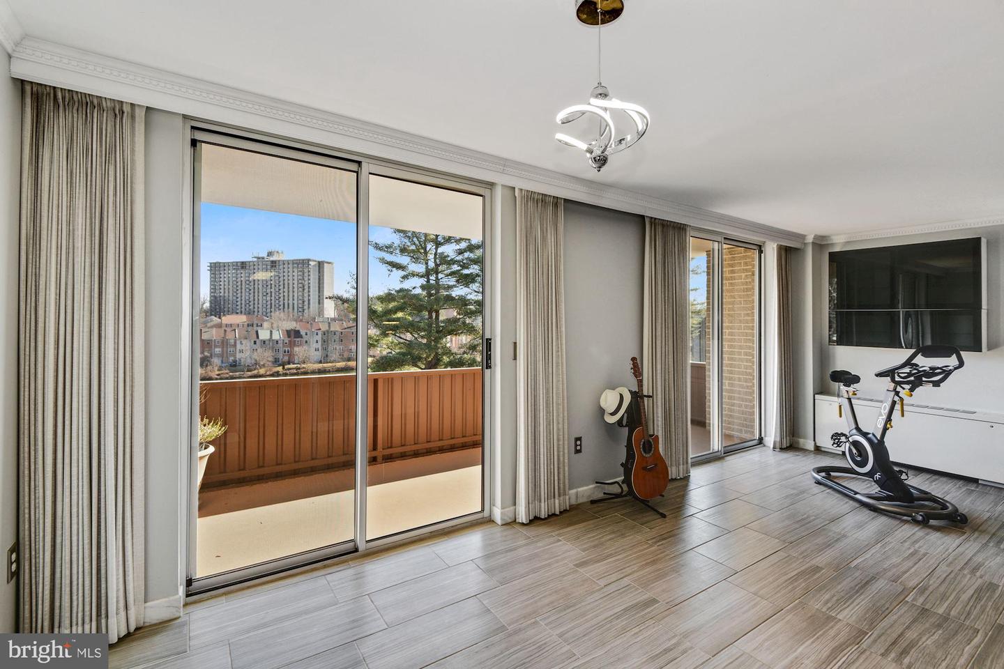 7505 Democracy BOULEVARD Unit: A-414