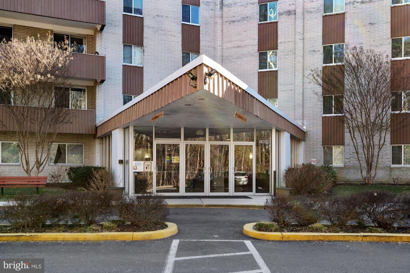 7505 Democracy BOULEVARD Unit: A-414