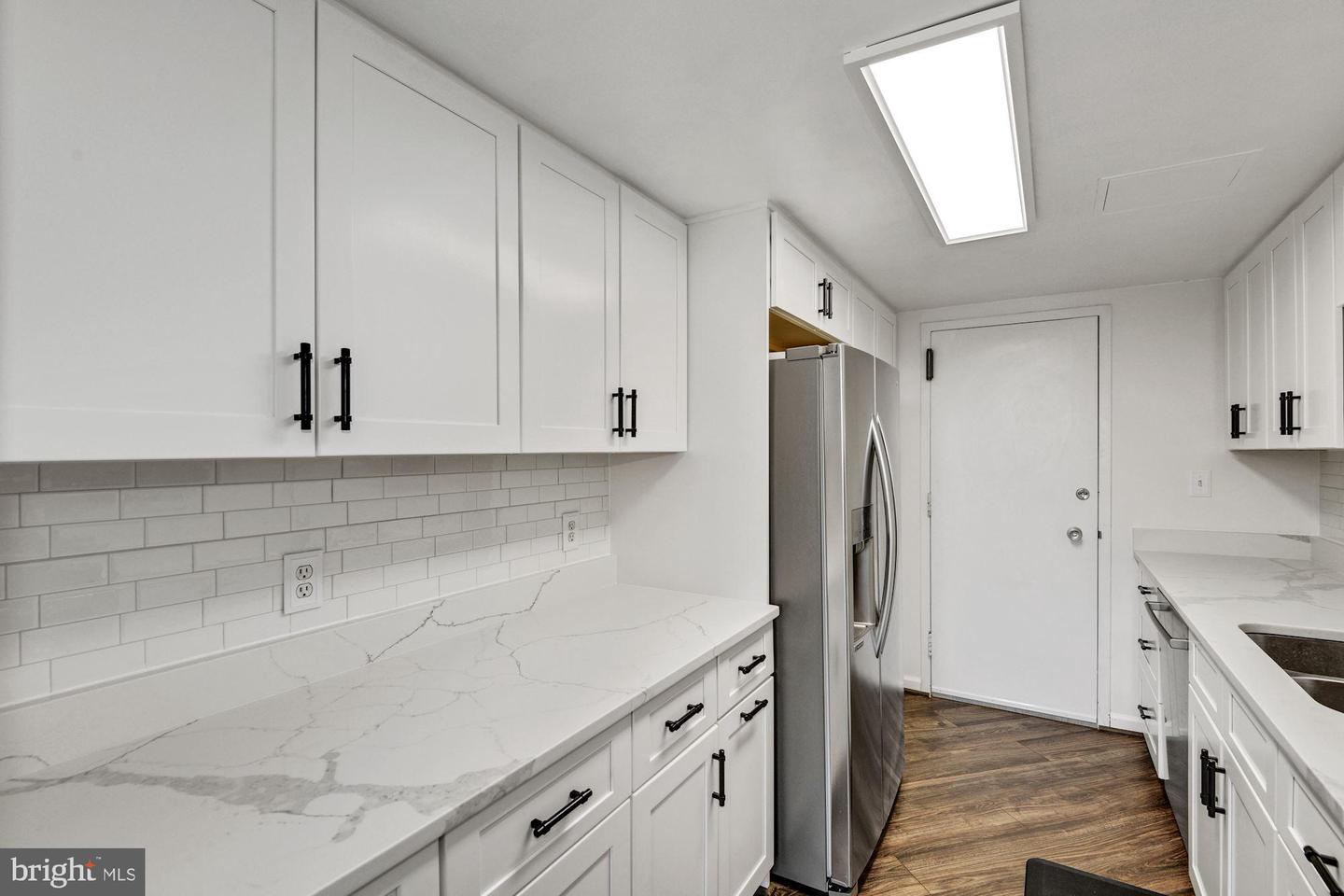 7505 Democracy BOULEVARD Unit: A-414