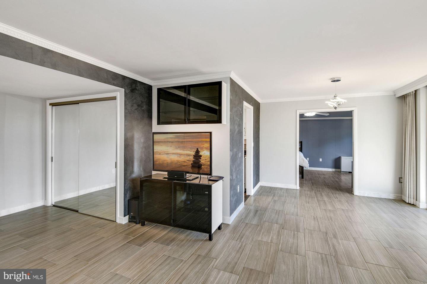 7505 Democracy BOULEVARD Unit: A-414