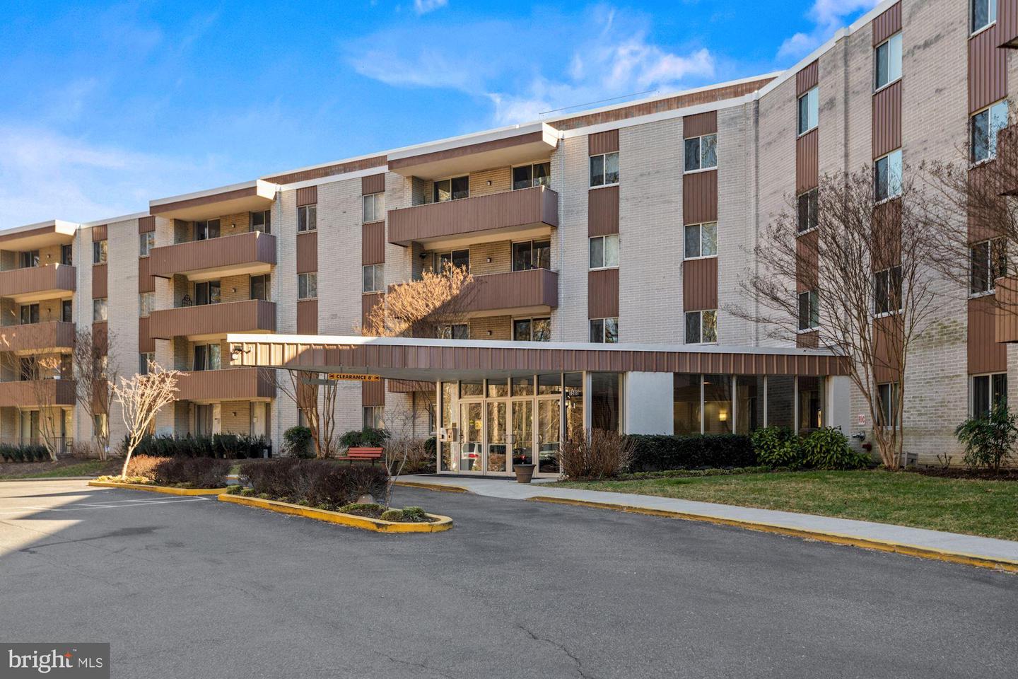 7505 Democracy BOULEVARD Unit: A-414