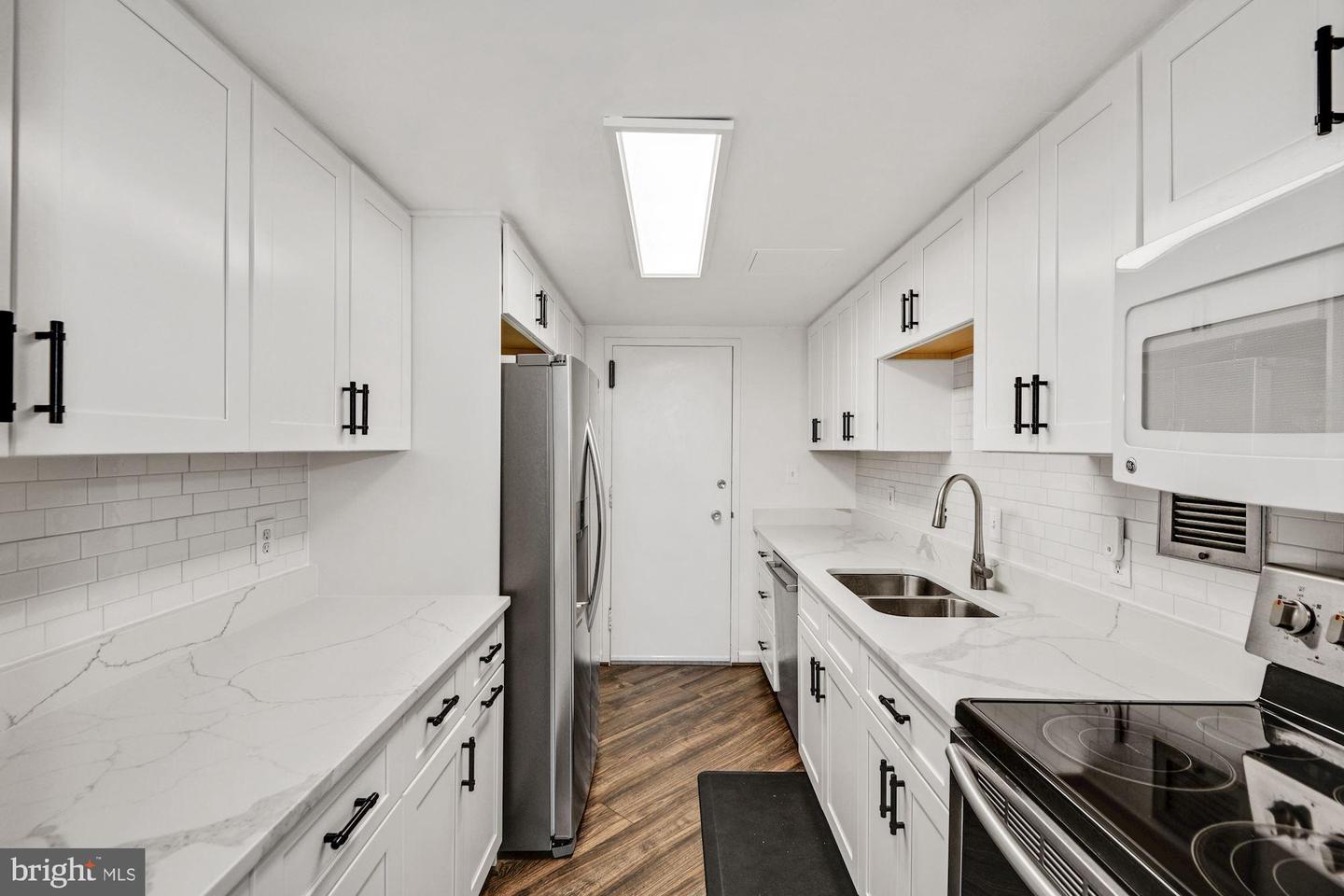 7505 Democracy BOULEVARD Unit: A-414