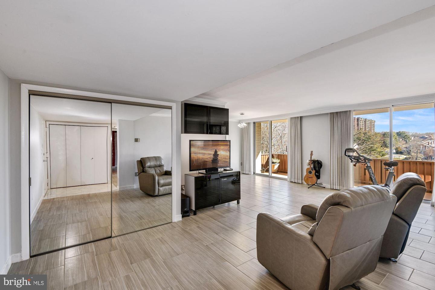 7505 Democracy BOULEVARD Unit: A-414