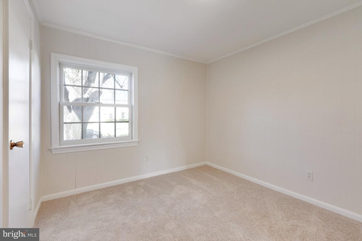 11805 Magruder LANE